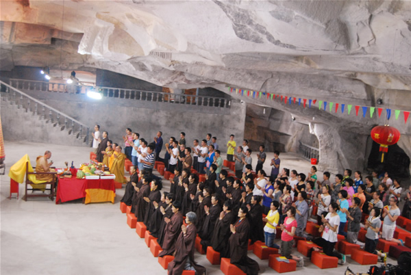 天台慈恩寺图片